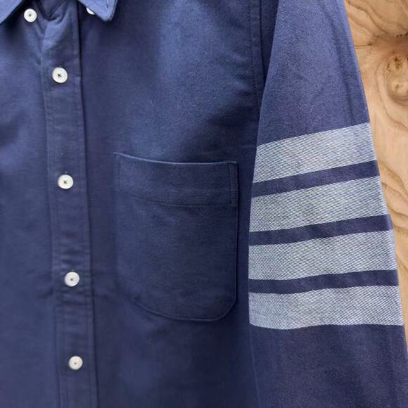 Thom Browne T-shirt - Picture 3 of 5